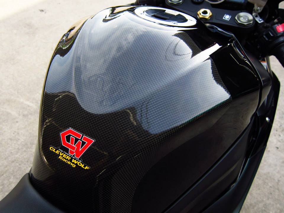 Cục than di động mang tên suzuki gsx-r1000