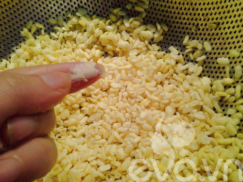 Thơm ngon với xôi xéo tự làm cho ngày mới